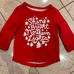 🎅5/$20 Shine bright northern lights red shirt